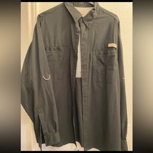 Columbia Black Long Sleeve fishing button down shirt Large